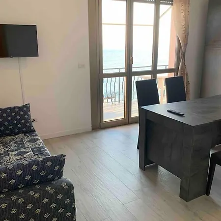 La Casa Di Frank Cogoleto